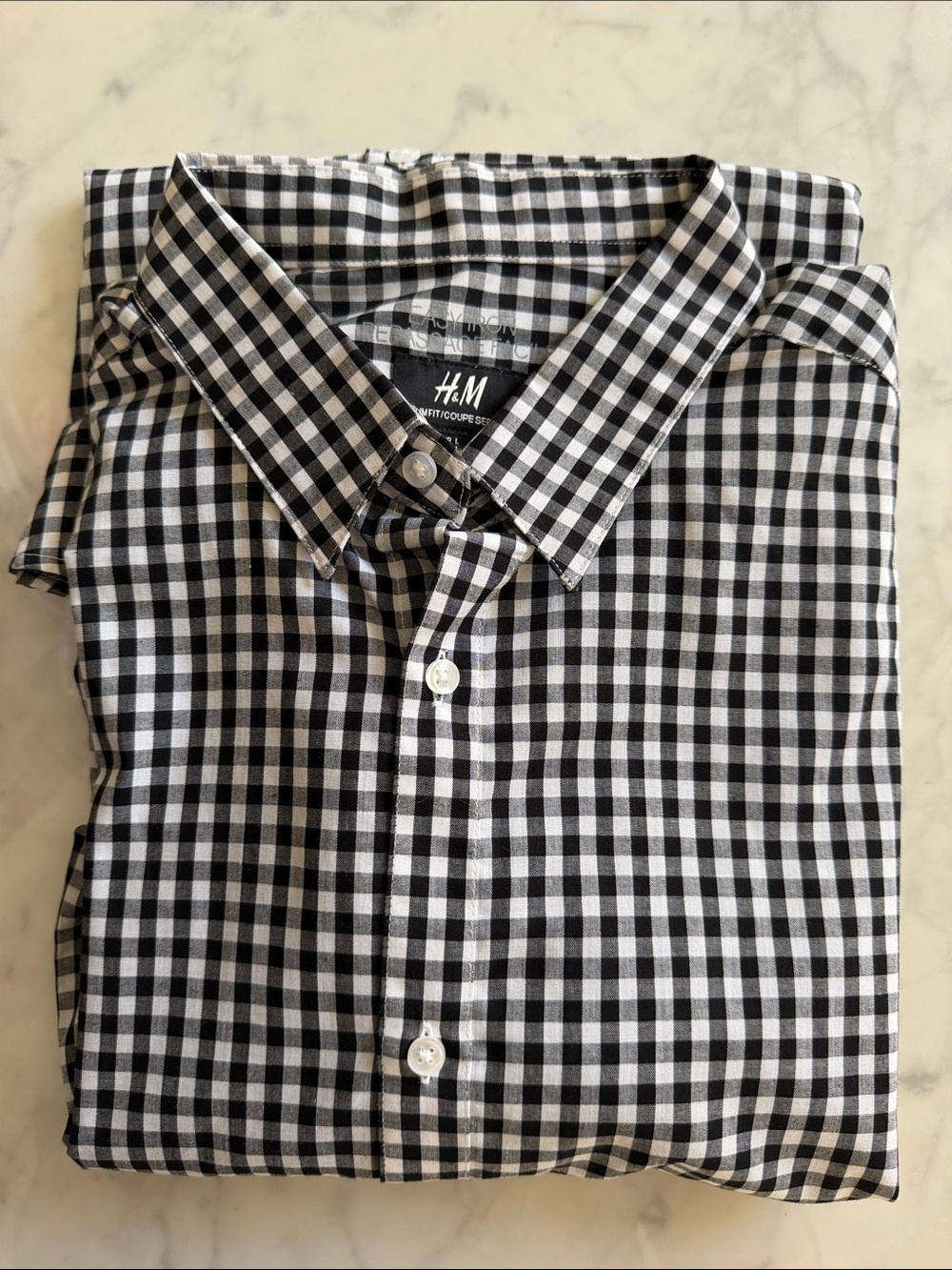 H&M Black and White Gingham Button-Down Shirt